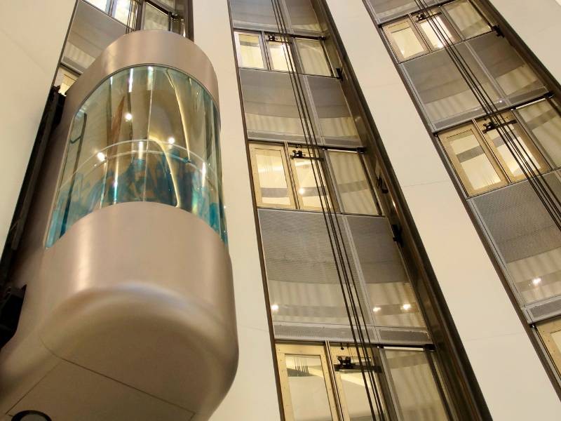 Elevadores residenciais externos: como funcionam e quando são recomendados?