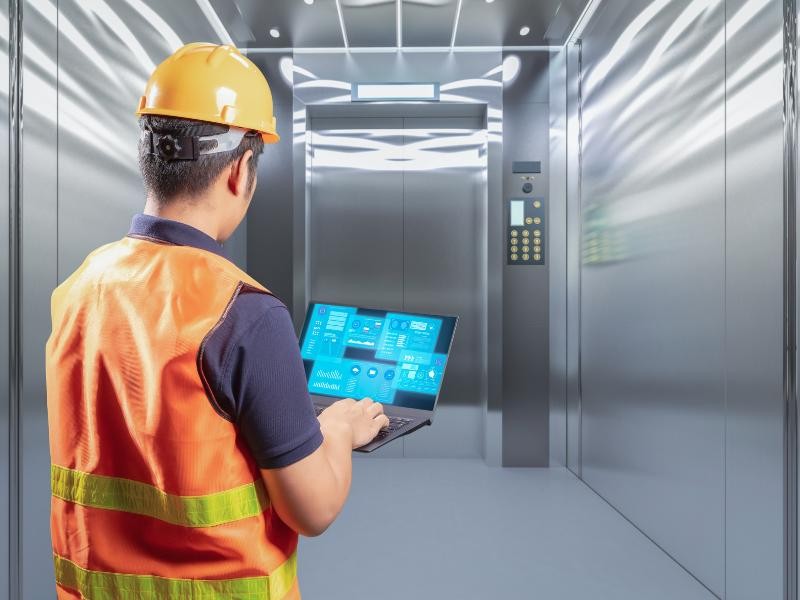 Elevador Elétrico para Academias